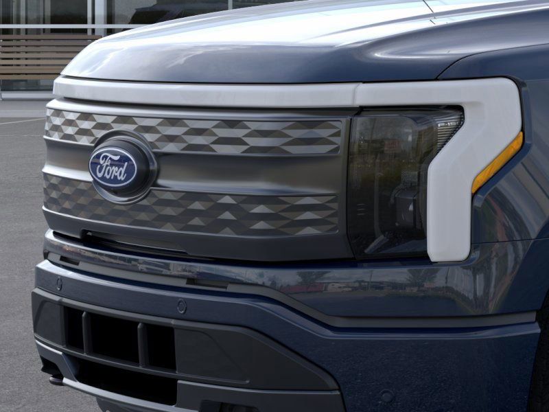2025 Ford F-150 Lightning LARIAT