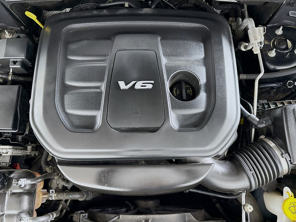 Thumbnail: 2018 Jeep Grand Cherokee - 29