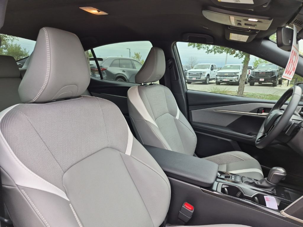 Used Car 2025 Toyota Camry  Se For Sale Under $30,000 In Austin, Texas