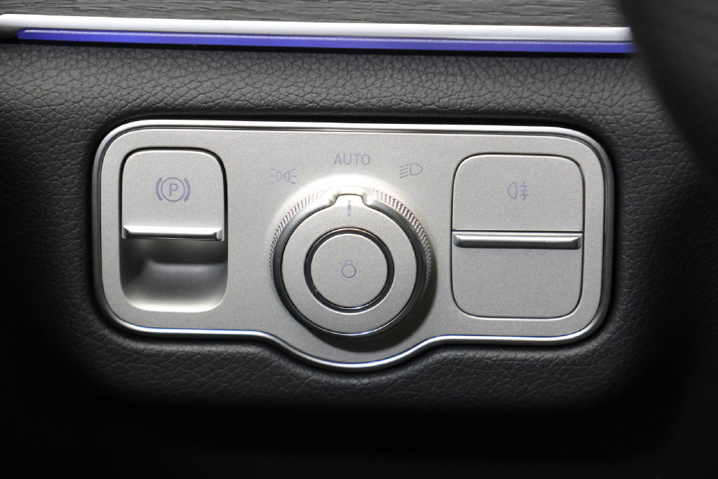 Thumbnail: 2027 Mercedes-Benz GLS - 20