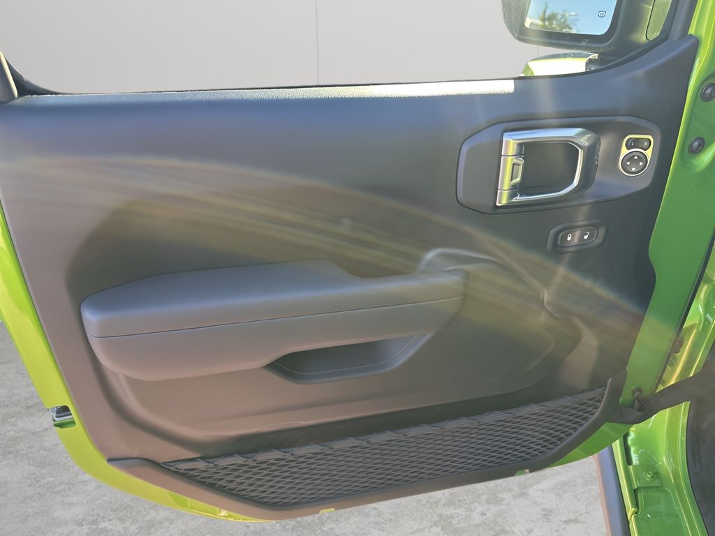 New 2026  Jeep Rubicon image 24