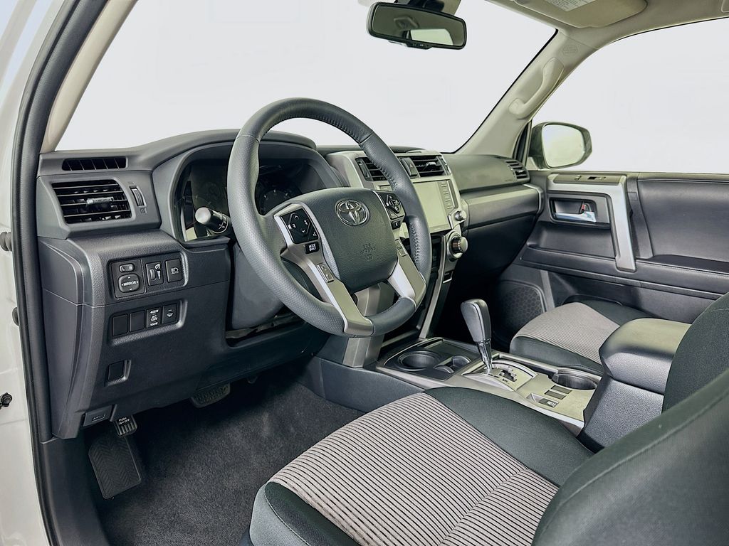 2024 Toyota 4Runner SR5 9