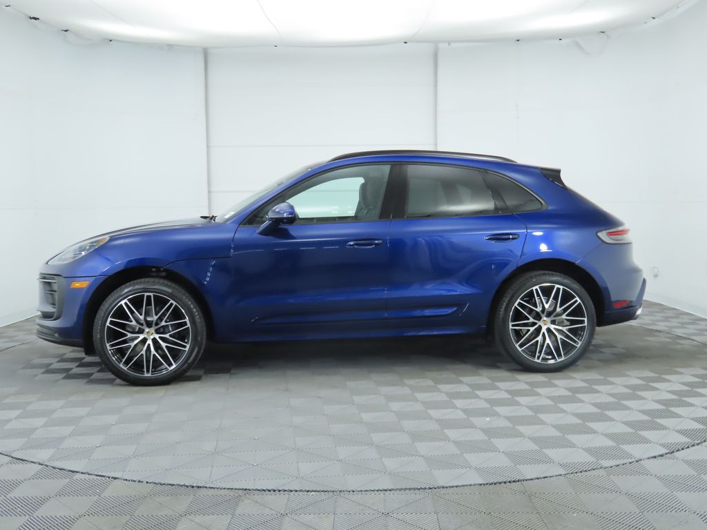 2024 Porsche Macan  8