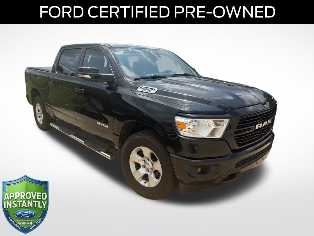 Diamond Black Crystal Pearlcoat 2020 RAM 1500 Pickup Truck Four-Wheel Drive 8-Speed Automatic