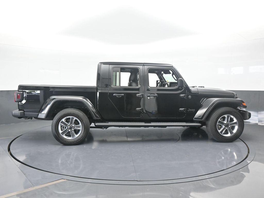 Used 2024 Black Clearcoat Jeep Sport image 7