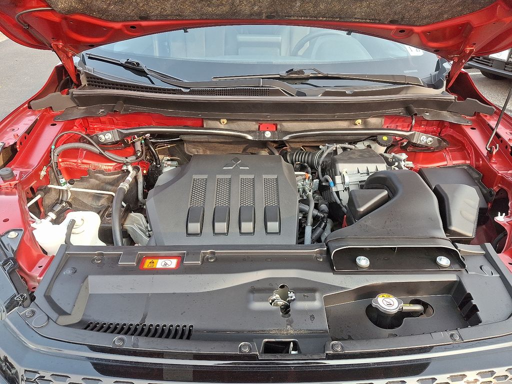 2024 Mitsubishi Eclipse Cross SEL 29