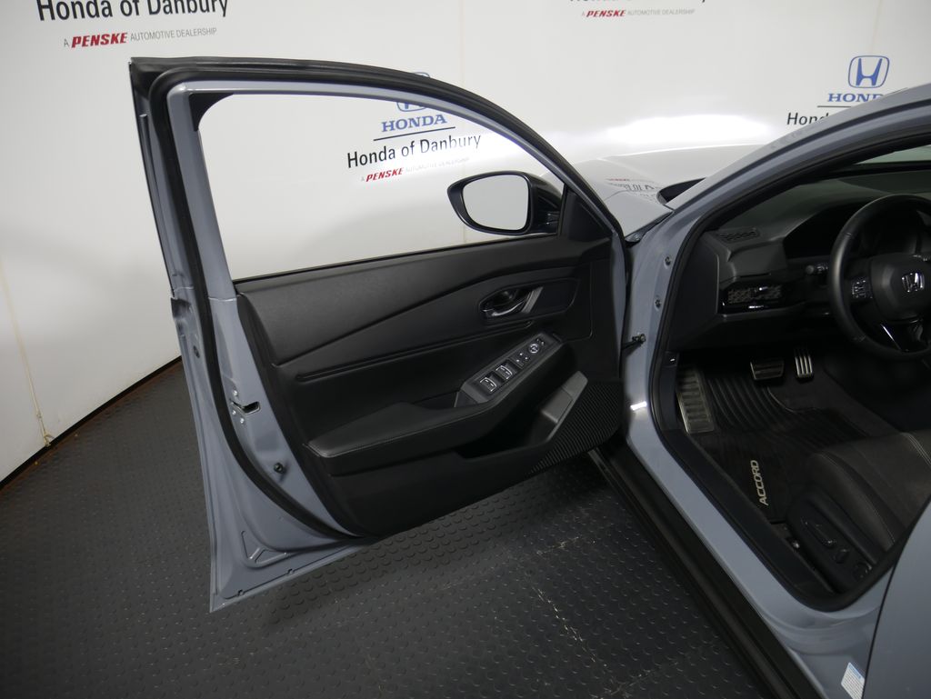 Thumbnail: 2023 Honda Accord - 10