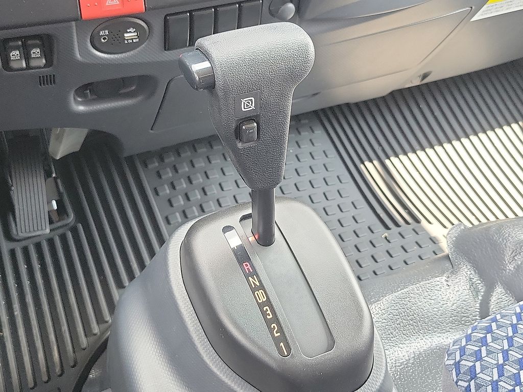 2024 Chevrolet 5500 XG LCF Gas XG - 9