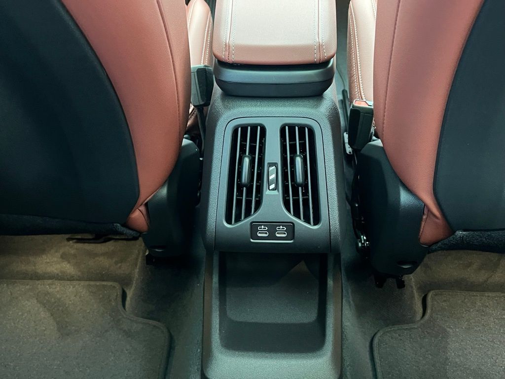 Thumbnail: 2026 BMW X1 - 9