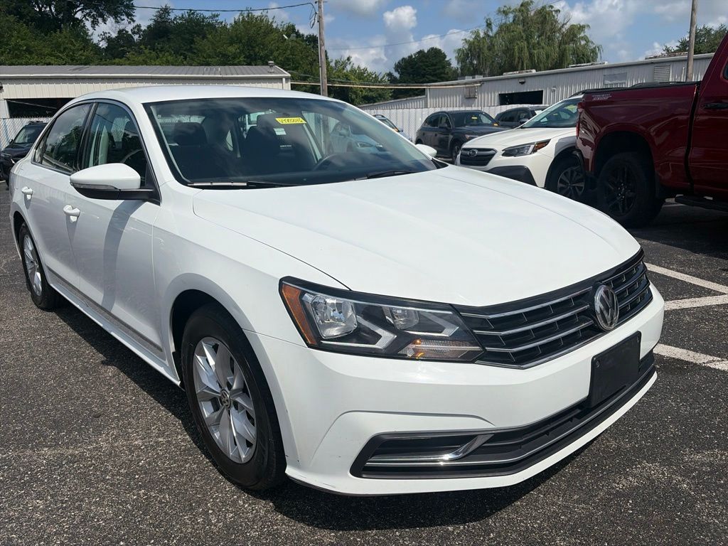 Pure White 2017 Volkswagen Passat Sedan Front-Wheel Drive 6-Speed Automatic