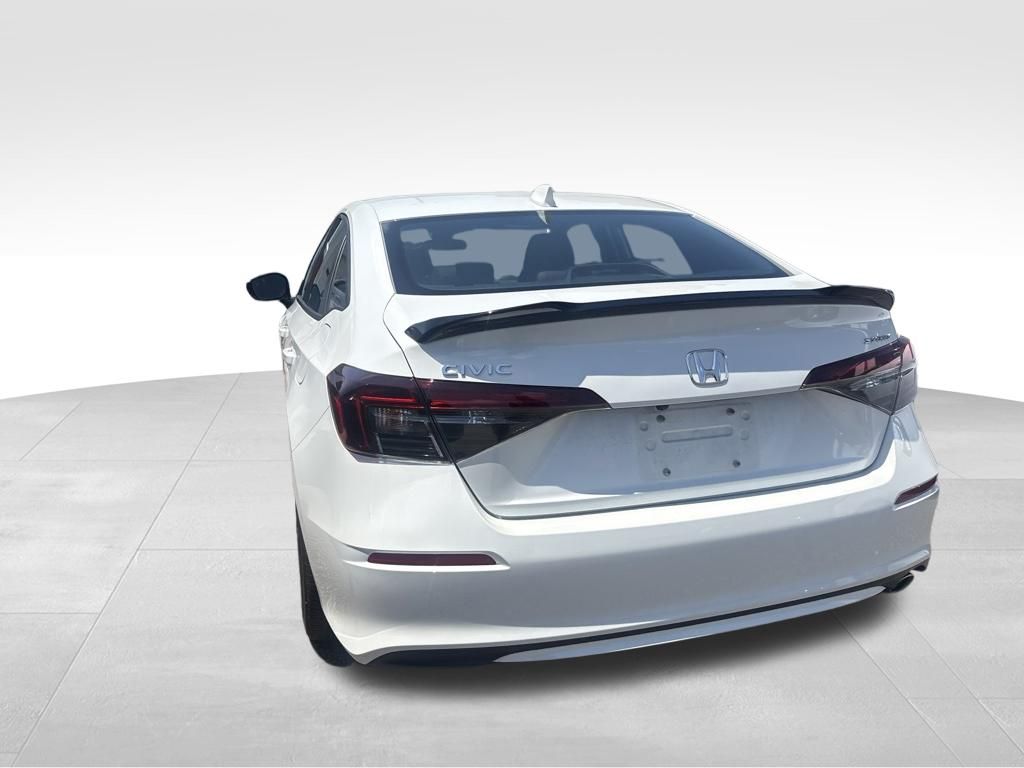 Used 2025 White Honda Sport image 7