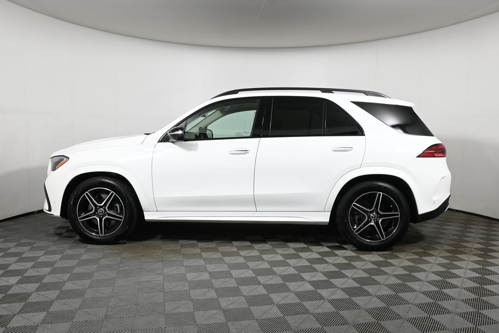 Thumbnail: 2026 Mercedes-Benz GLE - 2