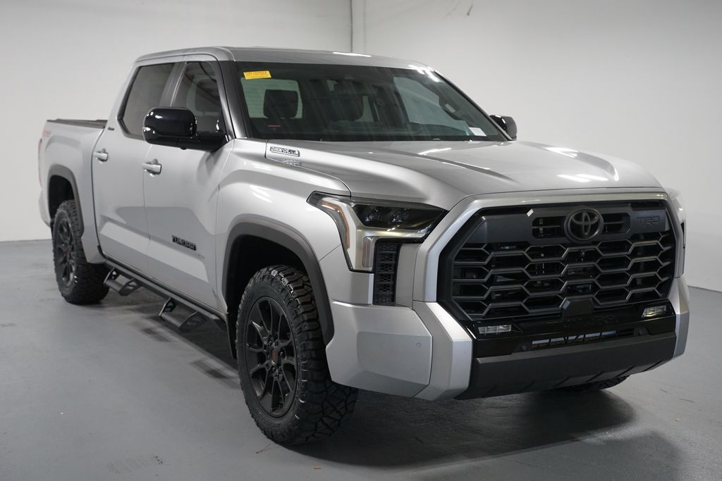 Thumbnail: 2025 Toyota Tundra - 3