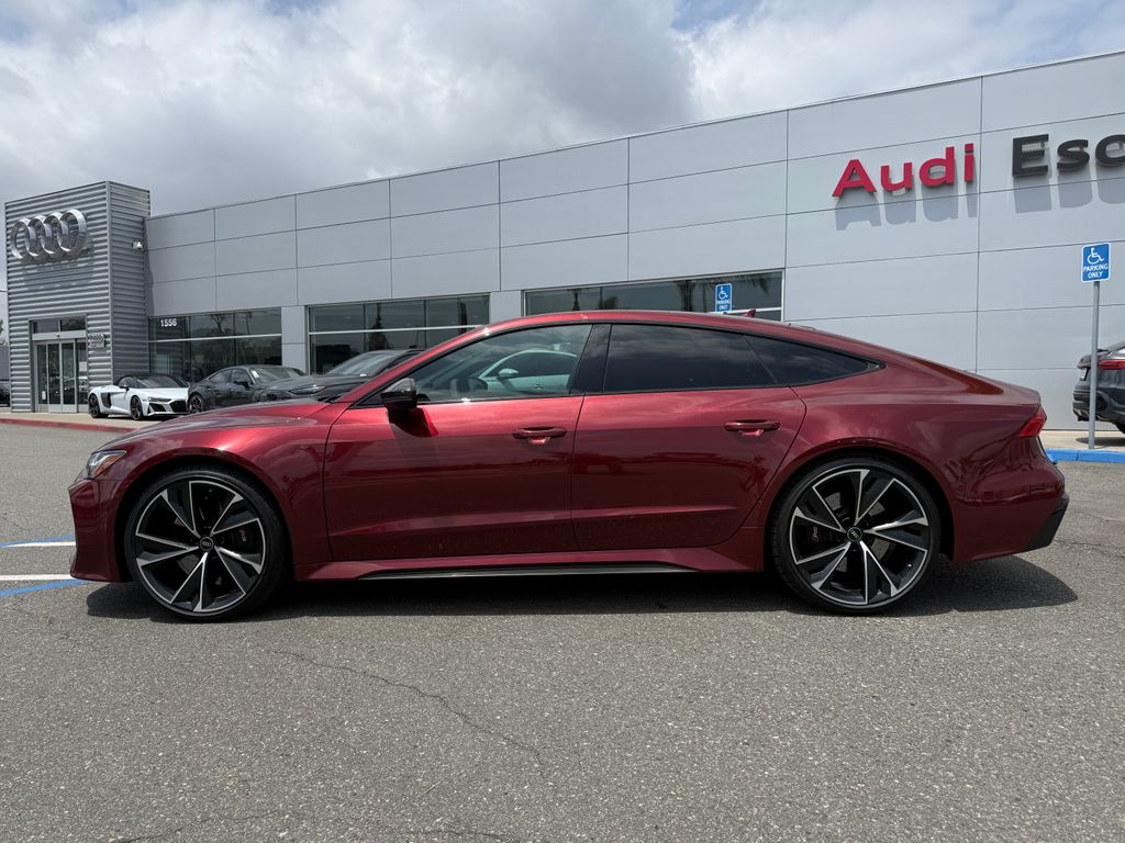 Thumbnail: 2023 Audi RS 7 - 8