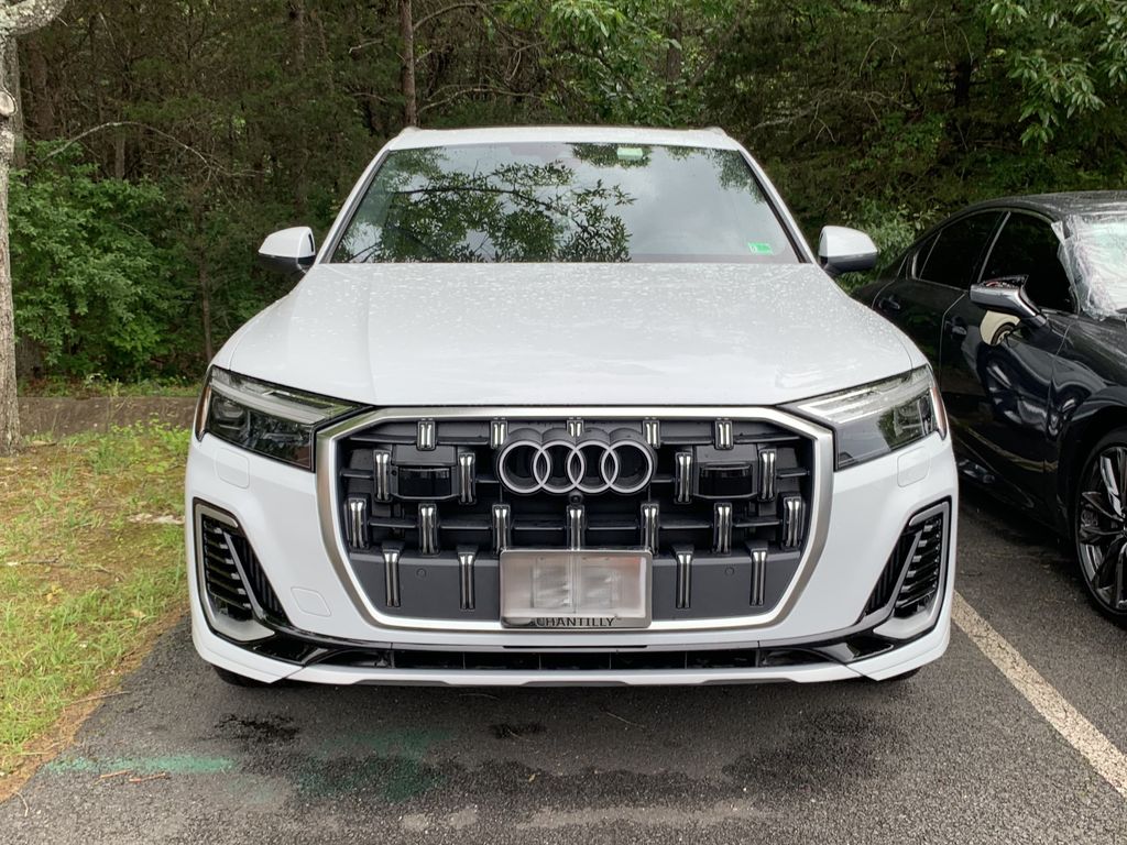 Thumbnail: 2025 Audi Q7 - 2