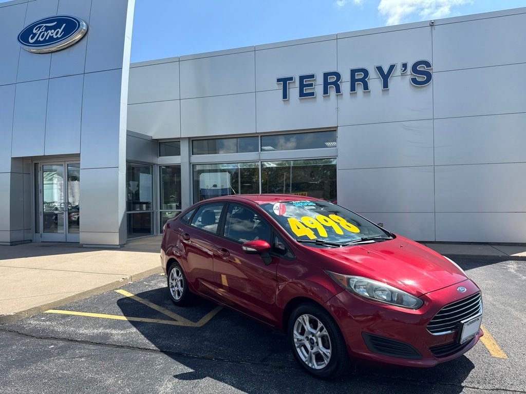  2015 Ford Fiesta SE   