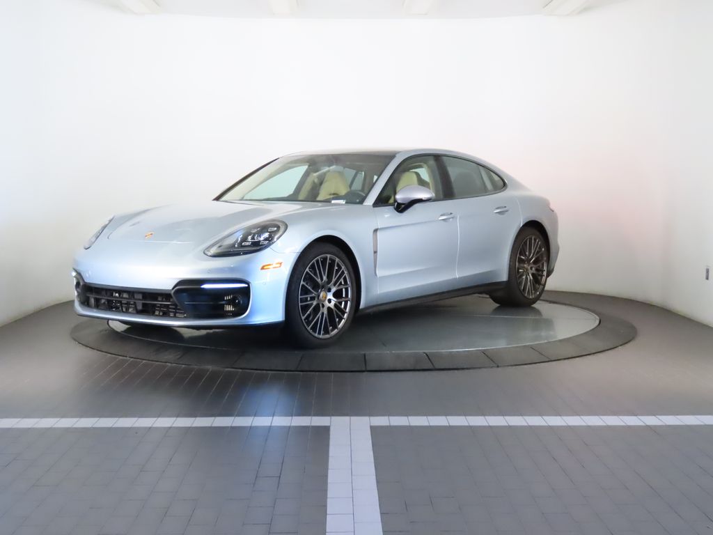 Thumbnail: 2023 Porsche Panamera - 1