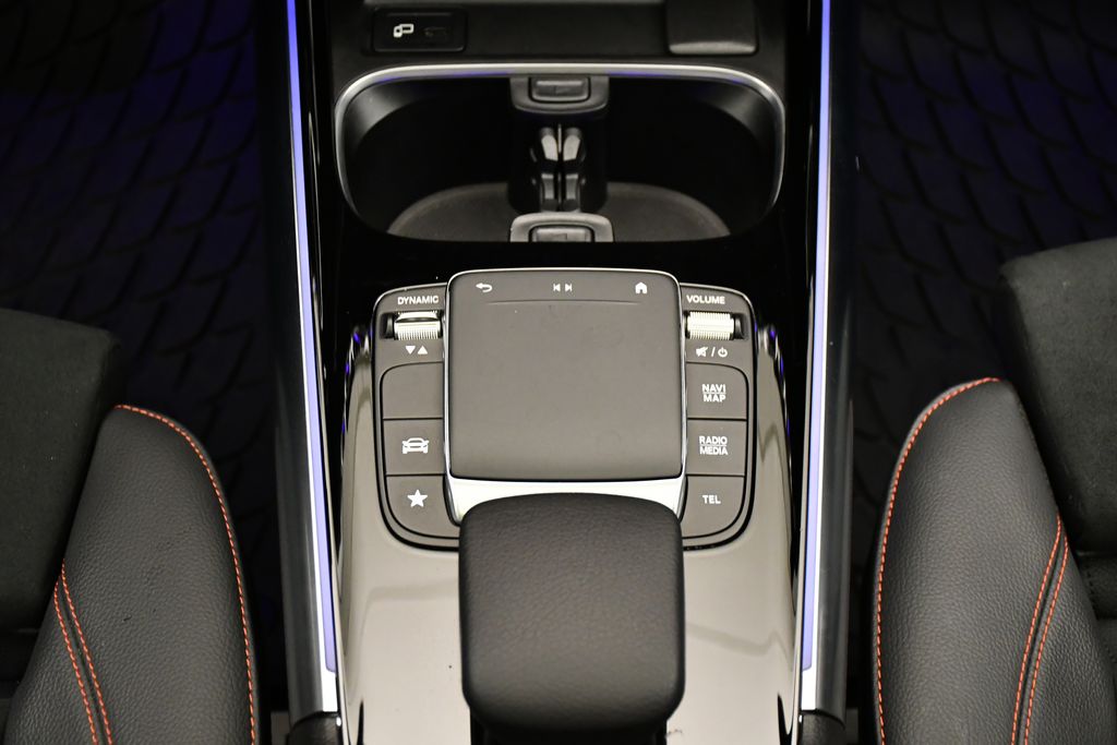 Thumbnail: 2023 Mercedes-Benz GLA - 31