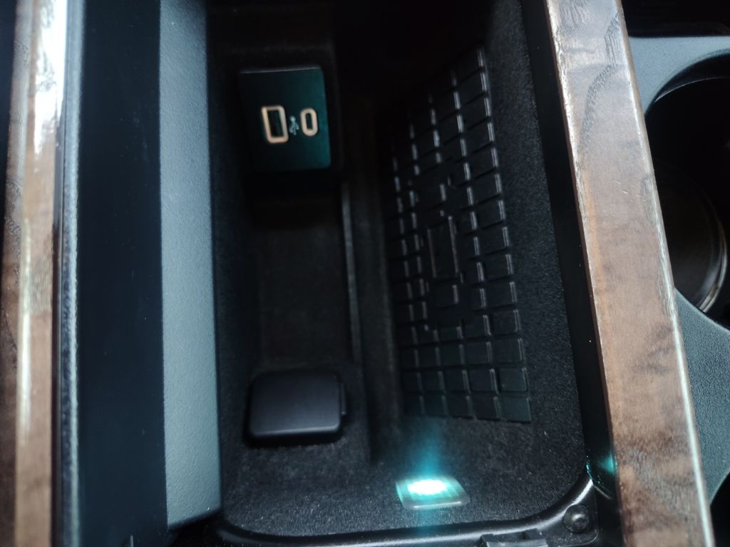 Used Car 2022 Lincoln Navigator  Reserve For Sale Under $60,000 In Austin, Texas