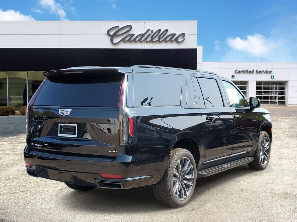 2024 Cadillac Escalade ESV Sport 7