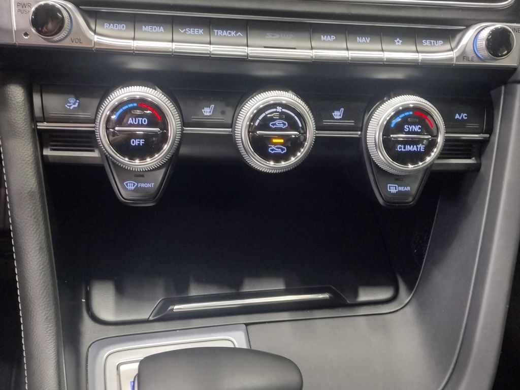 2020 Genesis G70 2.0T