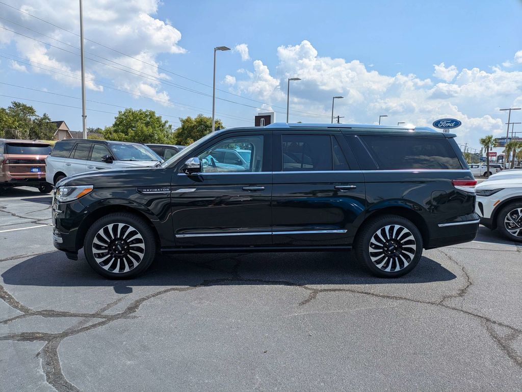 2024 Lincoln Navigator Black Label L