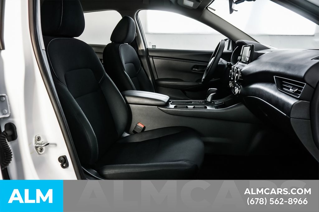Used 2025 White Nissan S image 19
