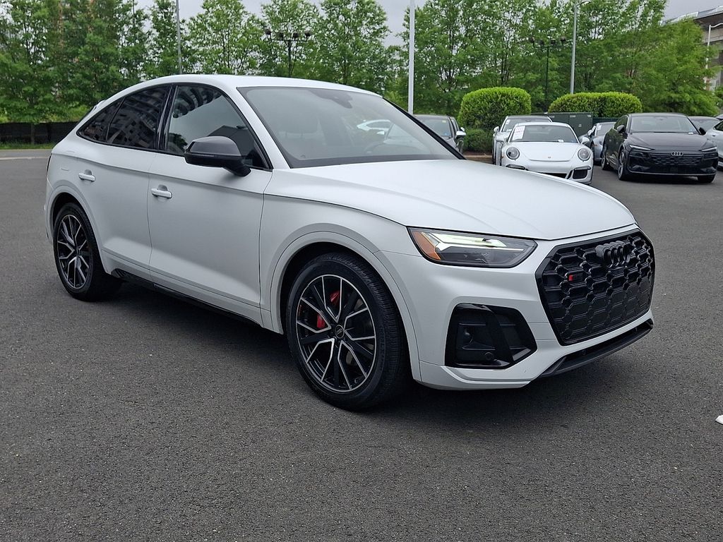 Thumbnail: 2024 Audi SQ5 - 3