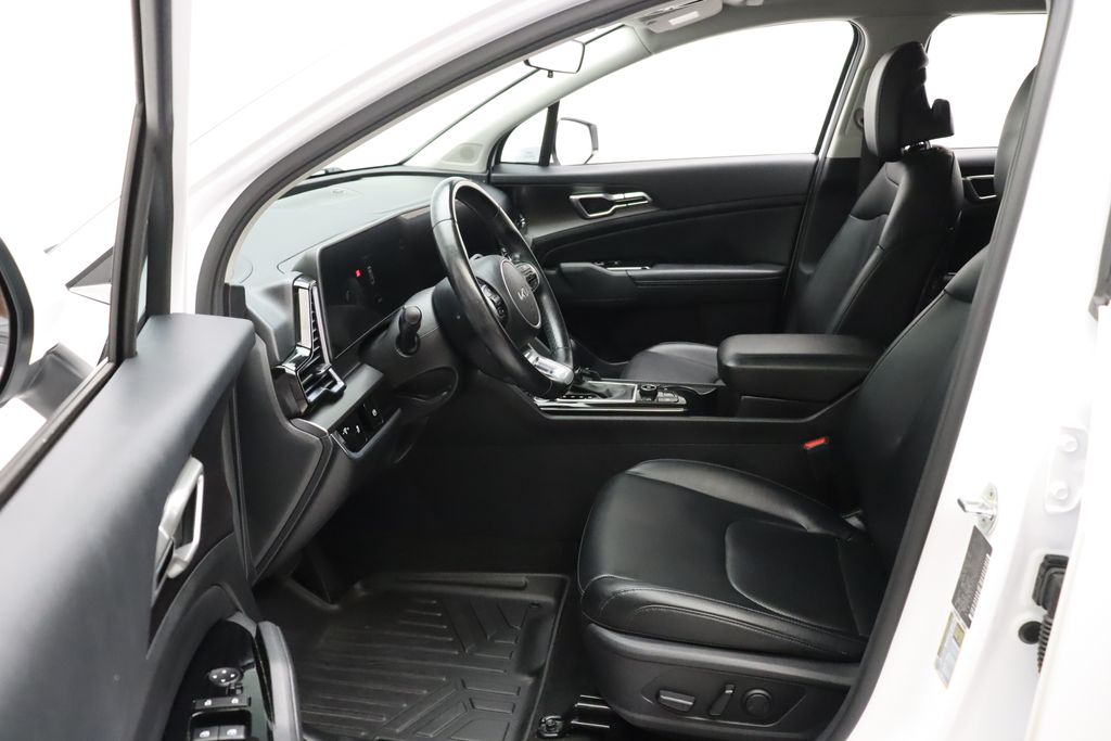 2023 Kia Sportage EX 13