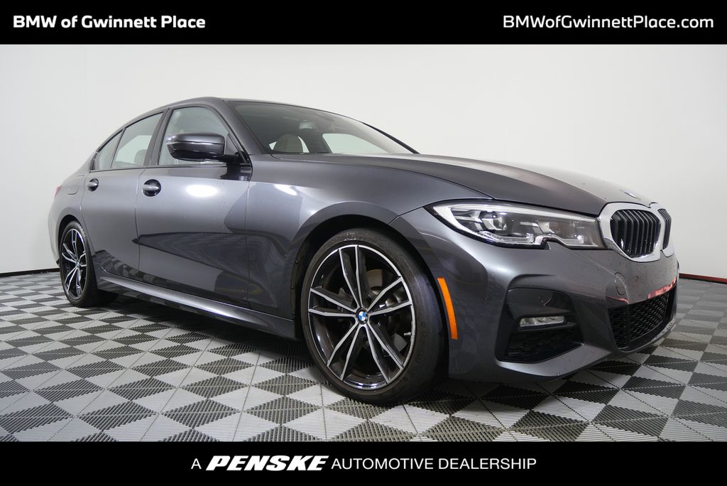 Thumbnail: 2022 BMW 3 Series - 1