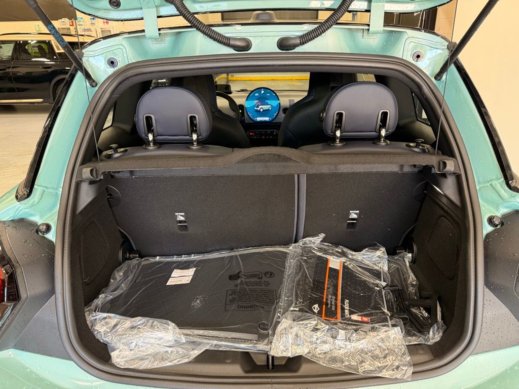 Thumbnail: 2026 MINI Cooper - 20