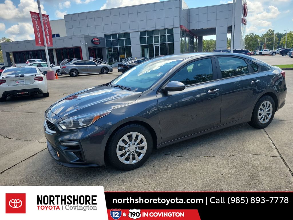 Gravity Gray 2021 Kia Forte Sedan Front-Wheel Drive Continuously Variable Transmission