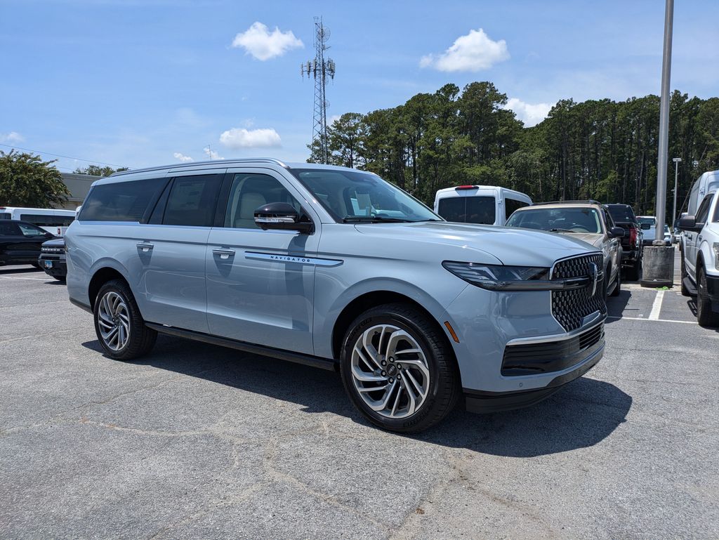 2027 Lincoln Navigator Reserve L