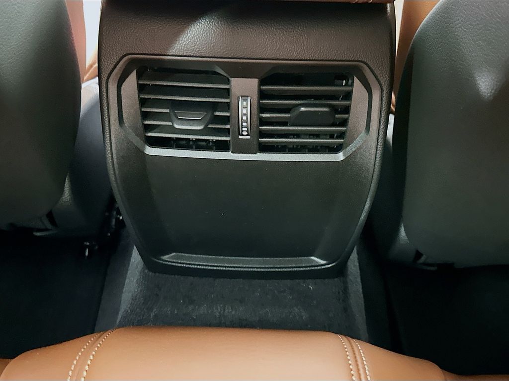 Thumbnail: 2026 BMW M4 - 18