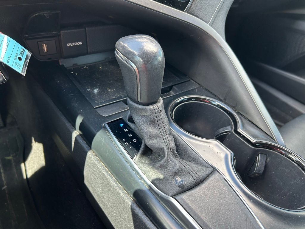 Thumbnail: 2020 Toyota Camry - 27