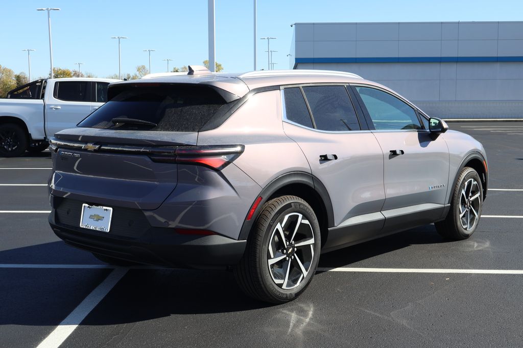 Thumbnail: 2026 Chevrolet Equinox - 8