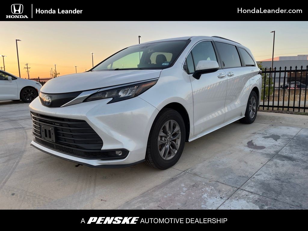 2025 Toyota Sienna