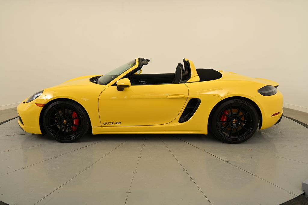 2024 Porsche 718 Boxster GTS 2