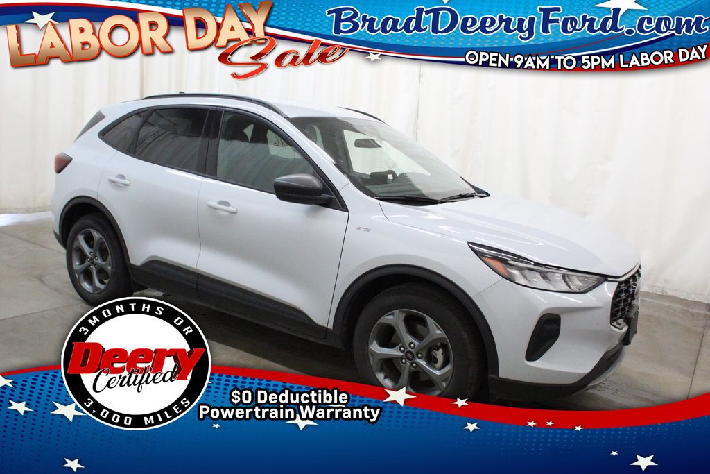 2025 Ford Escape Plata (Space Silver Metallic) SUV/Crossover Tracción delantera 8 velocidades Automática