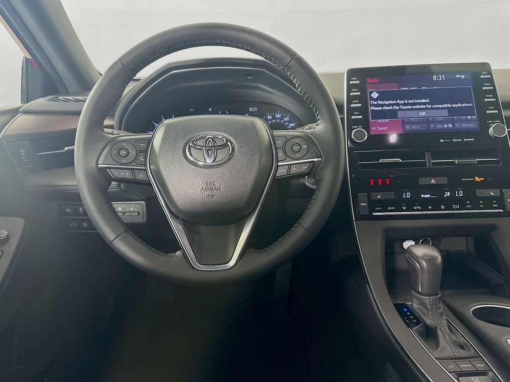 Thumbnail: 2022 Toyota Avalon - 21