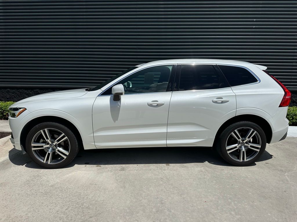 Thumbnail: 2021 Volvo XC60 - 2
