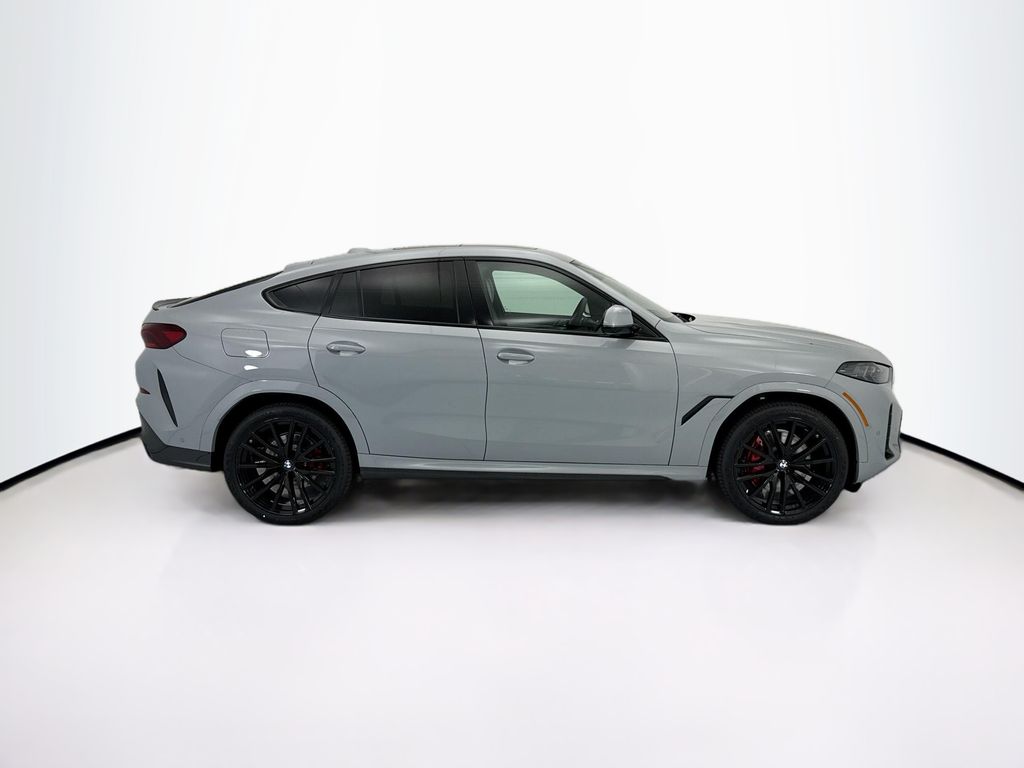 Thumbnail: 2027 BMW X6 - 4