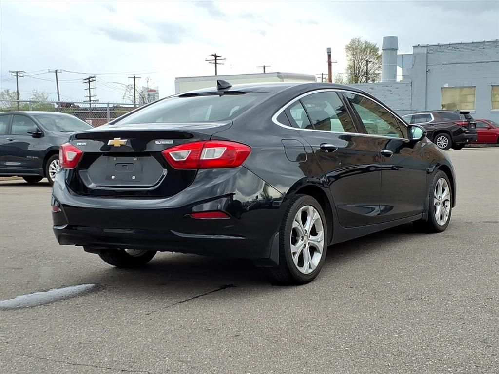 2016 Chevrolet Cruze #25