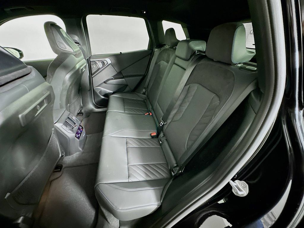 Thumbnail: 2026 BMW X3 - 17