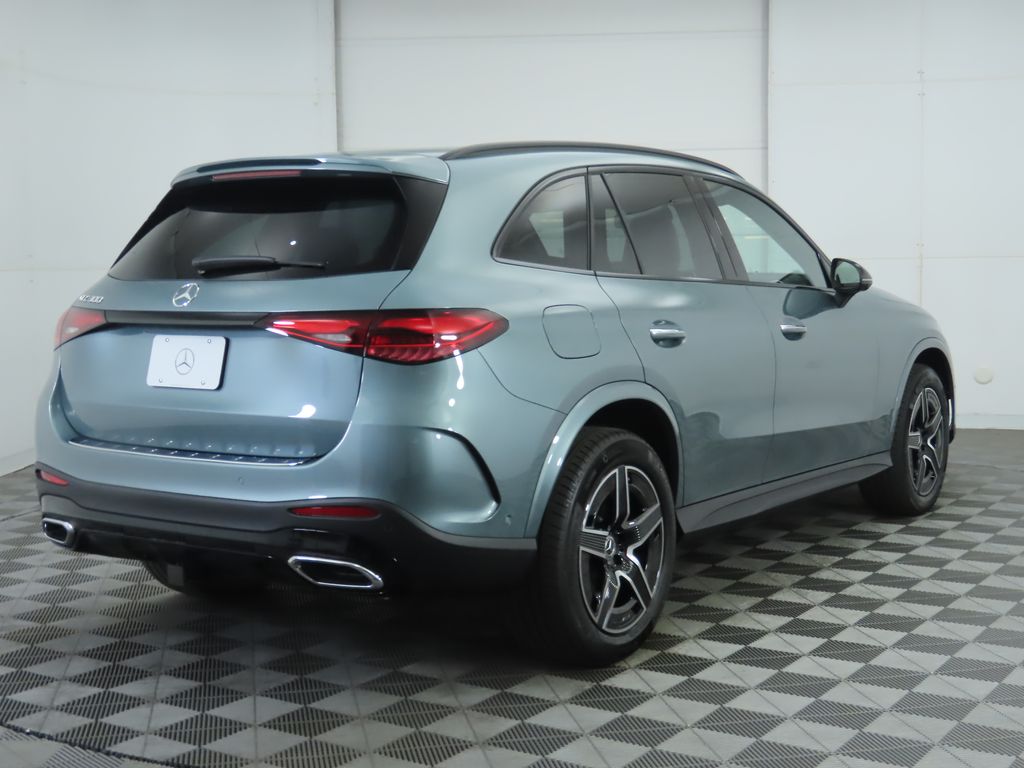 Thumbnail: 2026 Mercedes-Benz GLC - 5