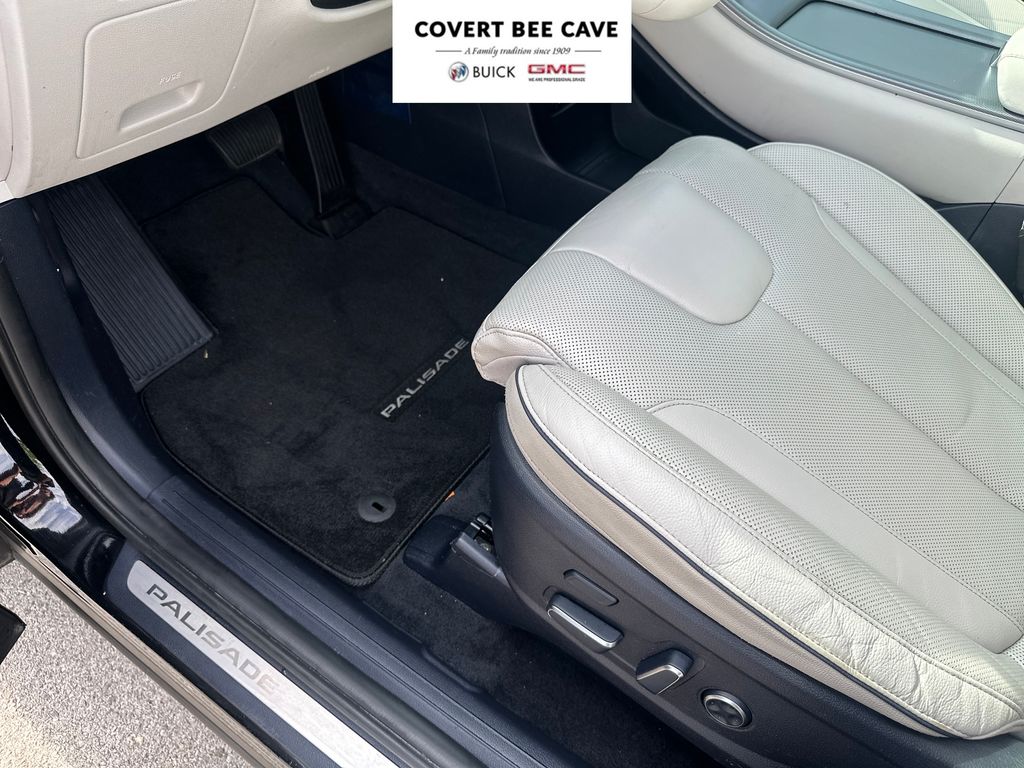 Used Car 2023 Hyundai Palisade  Limited For Sale Under $35,000 In Austin, Texas