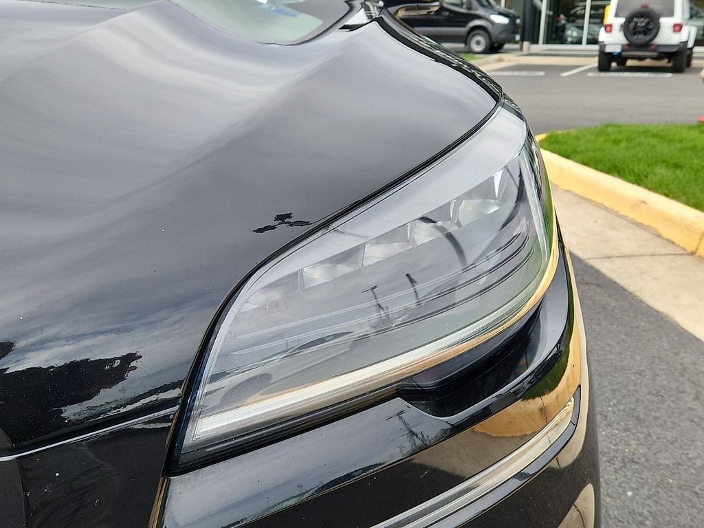 Thumbnail: 2021 Lincoln Aviator - 10