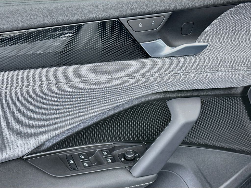 Thumbnail: 2026 Volkswagen Tiguan - 21