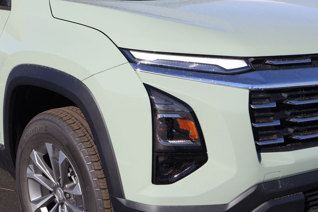 Thumbnail: 2026 Chevrolet Equinox - 3