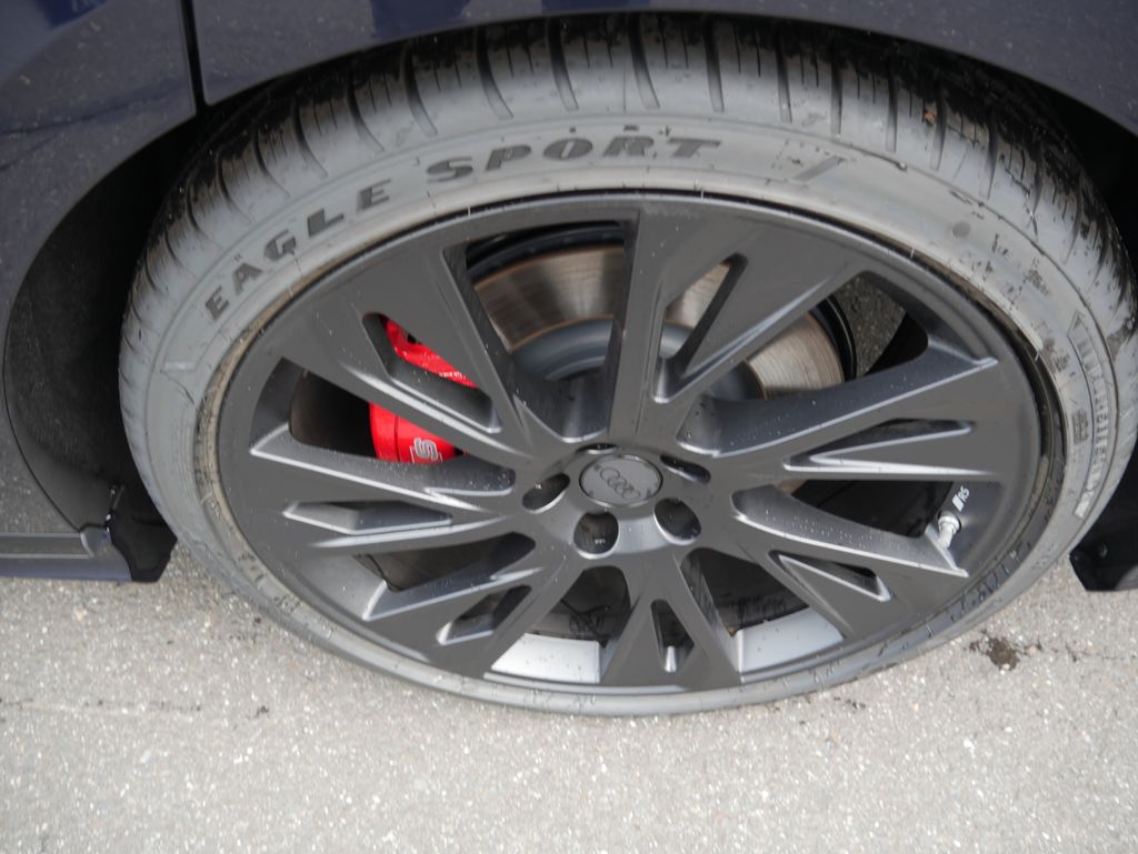 Thumbnail: 2026 Audi S8 - 11